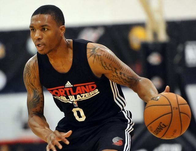 中展现出的 中展现出的