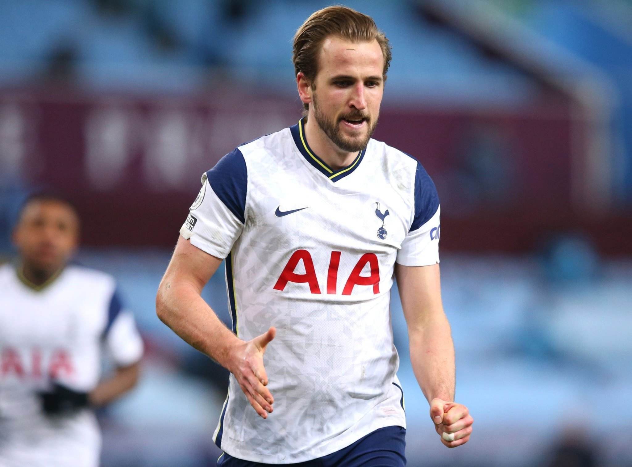 尤其是像德 尤其是像德