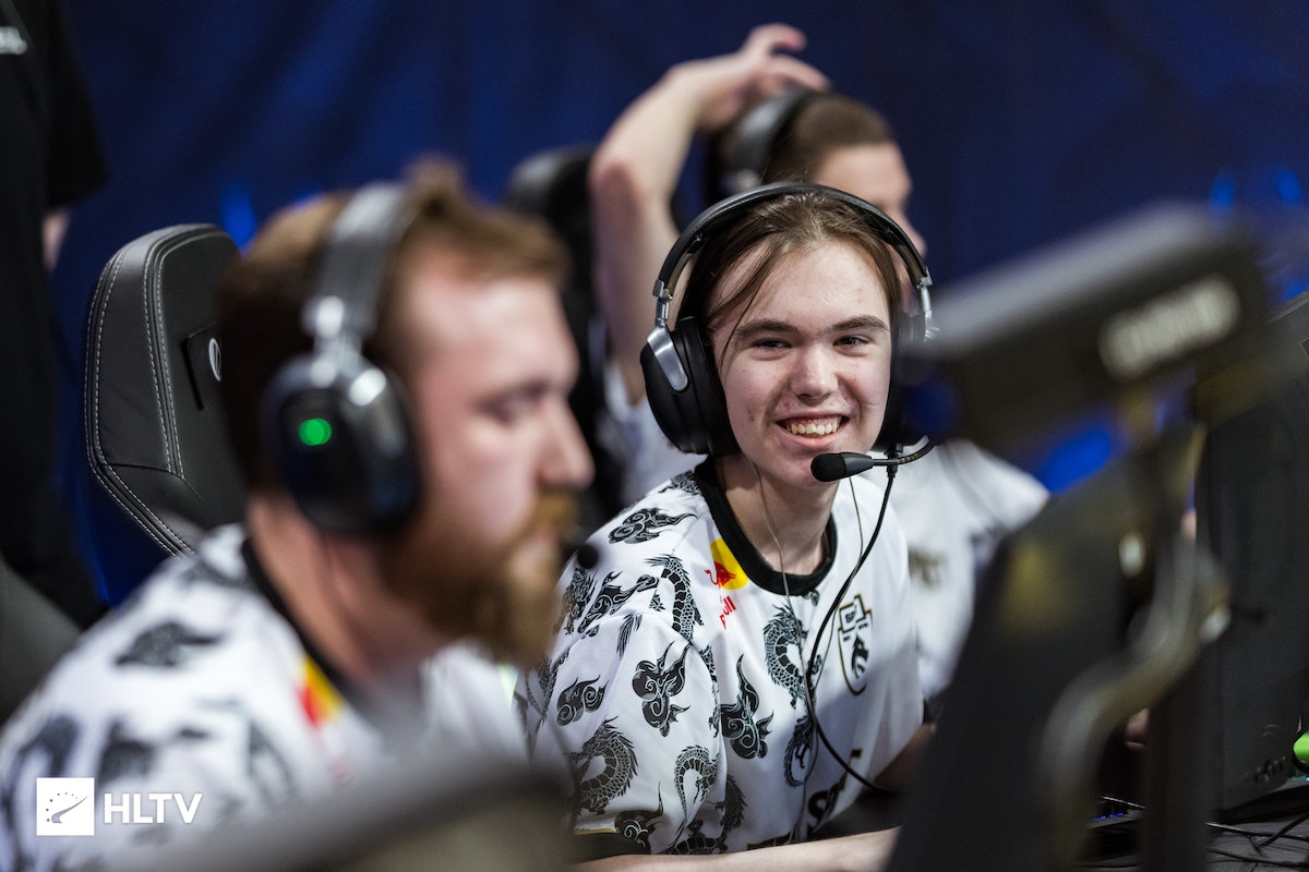 全线下滑时 全线下滑时