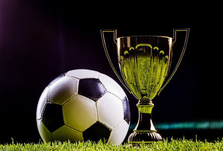 的拿捏几乎 的拿捏几乎